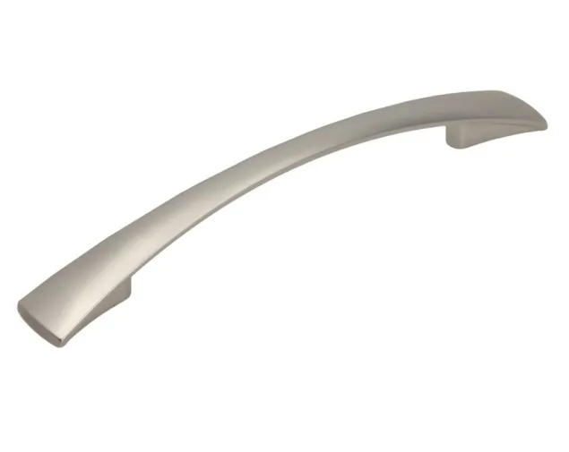 Uchwyt meblowy UN90, chrom satynowy, 128 mm Uchwyt meblowy UN90, chrom satynowy, 128 mm